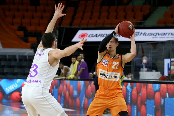 劳尔-阿森西奥回应性丑闻：我非常冷静，时间会告知真相.